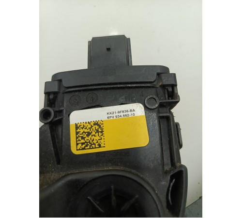 Педаль акселератора (газа)