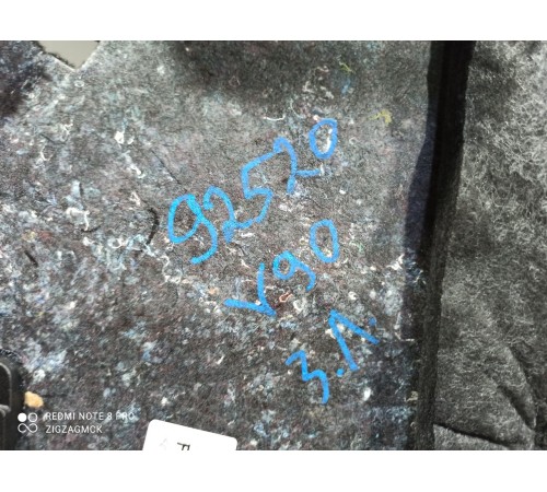 Обшивка багажника (левая)