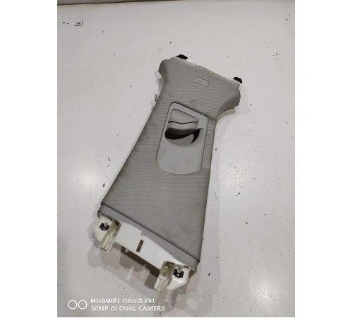 Обшивка центральной стойки(левая верхняя)