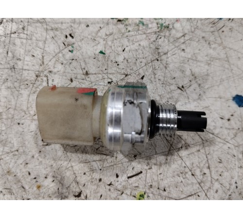 Датчик давления кондиционера хлагогента