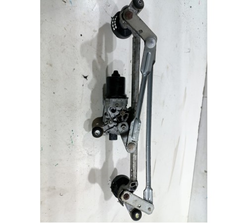 Трапеция стеклоочистителей в сборе