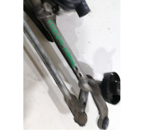 Трапеция стеклоочистителей в сборе