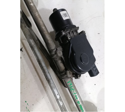 Трапеция стеклоочистителей в сборе