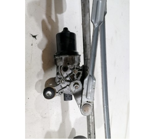 Трапеция стеклоочистителей в сборе