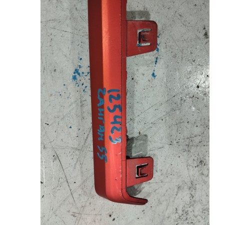 Молдинг бампера правый