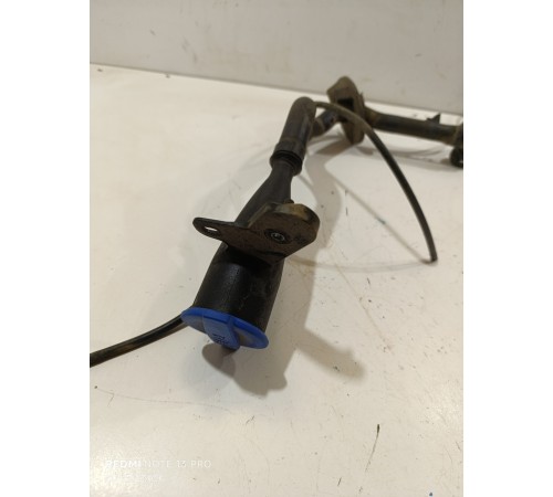 Горловина бачка омывателя 