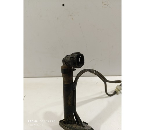 Горловина бачка омывателя 