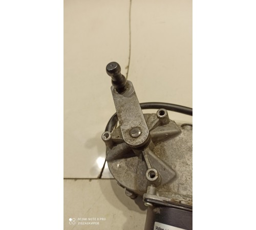 Моторчик стеклоочистителей лобового стекла