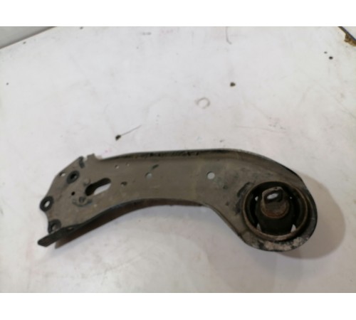 Рычаг задний левый