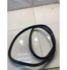 Уплотнитель багажника