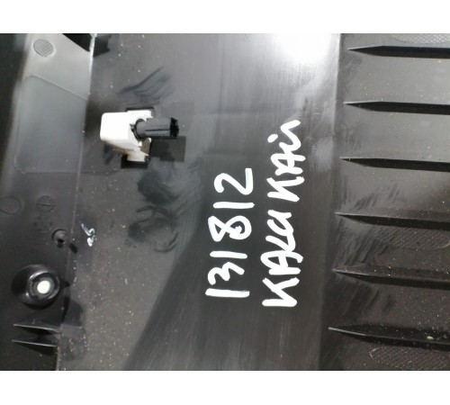 Накладка торпедо правая