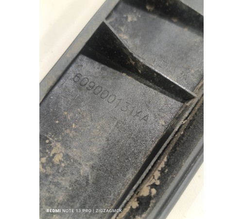 Накладка двери крышки багажника левая