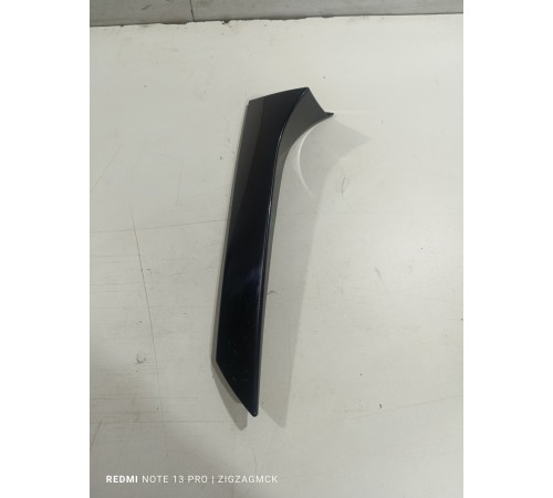 Накладка двери крышки багажника левая