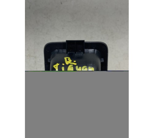 Ручка спинки заднего сиденья правая