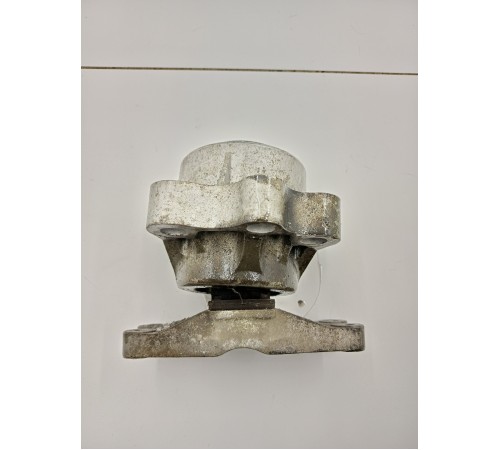 Опора двигателя правая