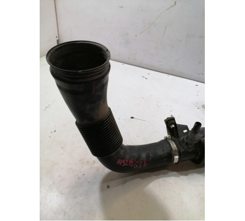 Патрубок воздушного фильтра