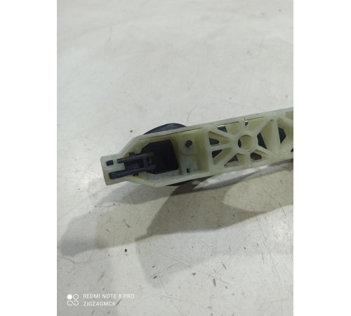 Ручка двери (передняя левая внешняя)