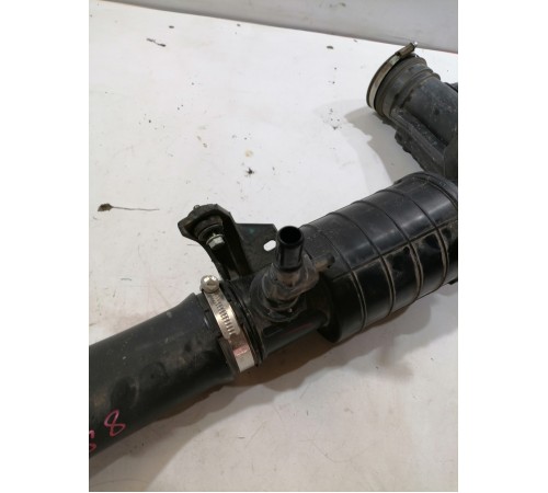 Патрубок воздушного фильтра