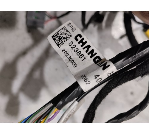 Электропроводка двери передняя левая