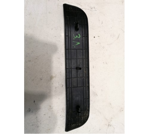 Накладка порога задняя левая внутренняя