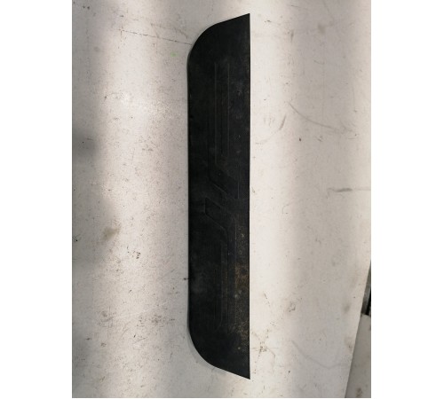 Накладка порога задняя левая внутренняя