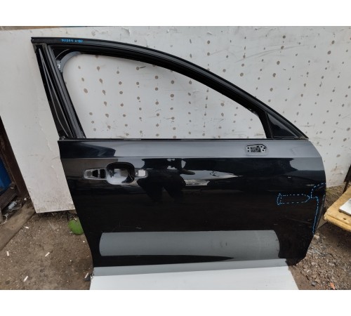 Дверь (передняя, правая)