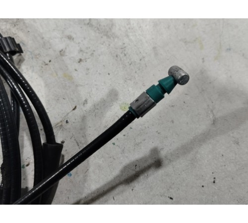 Трос лючка бензобака