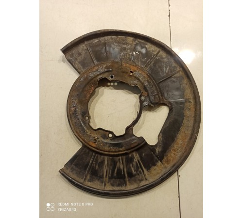 Кожух тормозного диска(задний правый)