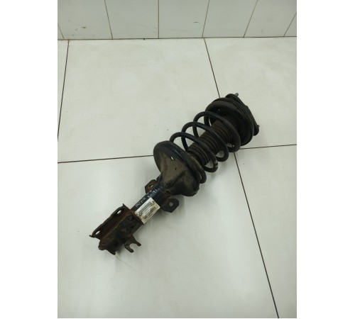 Амортизатор подвески передний правый в сборе