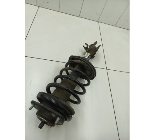 Амортизатор подвески передний правый в сборе