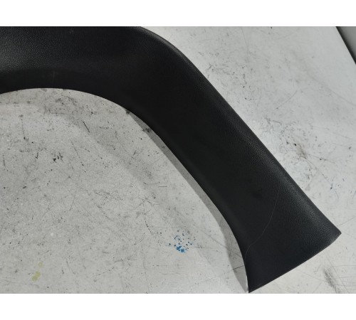 Обшивка крышки багажника левая