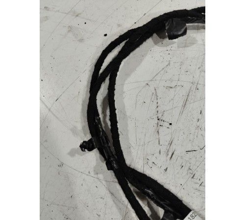 Электропроводка центральной консоли салона