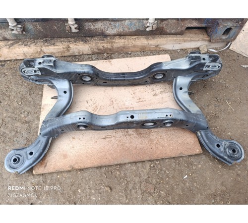Балка подвески задняя, подрамник