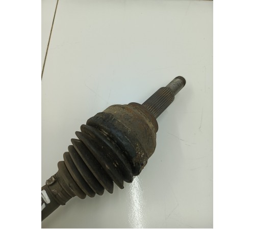 Полуось (привод) передний правый