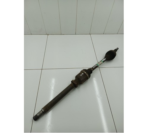 Полуось (привод) передний правый