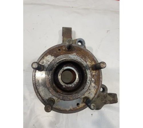 Кулак поворотный перед. лев.