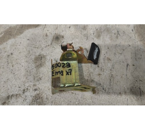 Ручка открывания капота