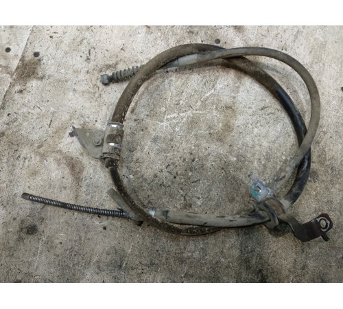 Трос стояночного тормоза задний левый