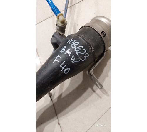 Горловина топливного бака