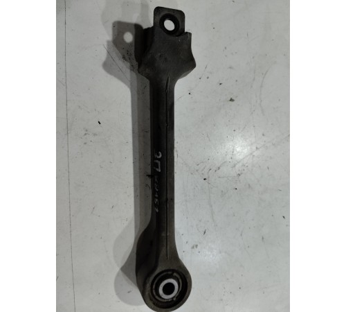 Рычаг подвески(задний правый)