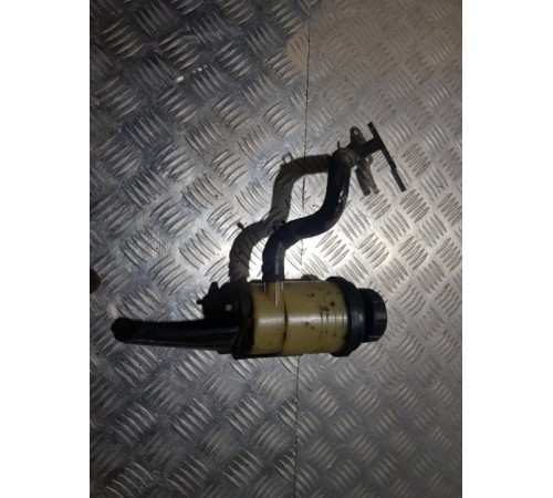 Бачок гидроусилителя руля