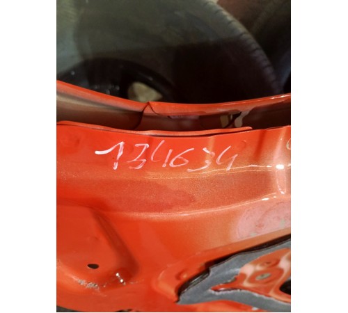 Дверь задняя левая