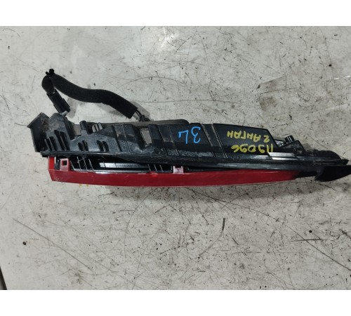 Фонарь крышки багажника левый внутренний