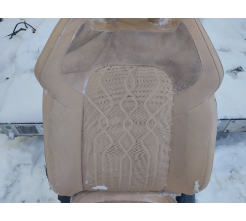 Сиденье (переднее левое)