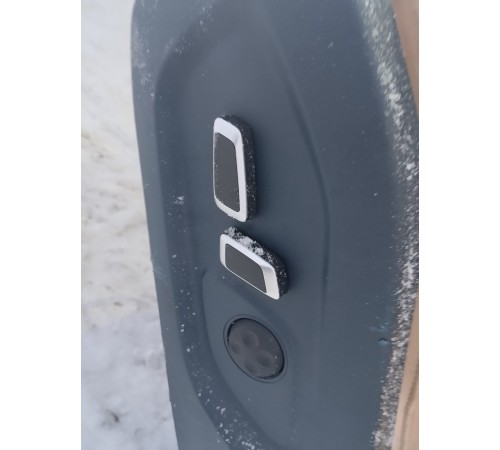 Сиденье (переднее левое)