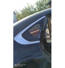 Глухое стекло(заднее правое)