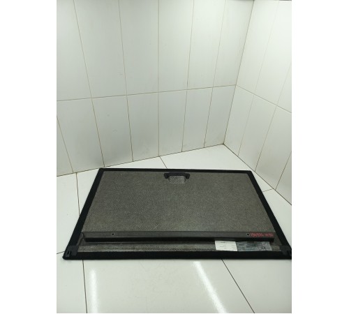 Пол багажника откидной