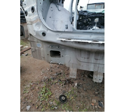 Панель задняя