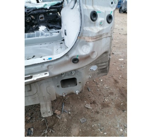 Панель задняя