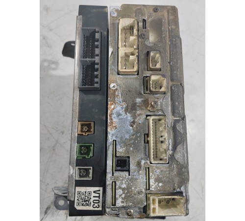 Магнитола (мультимедийный центр)